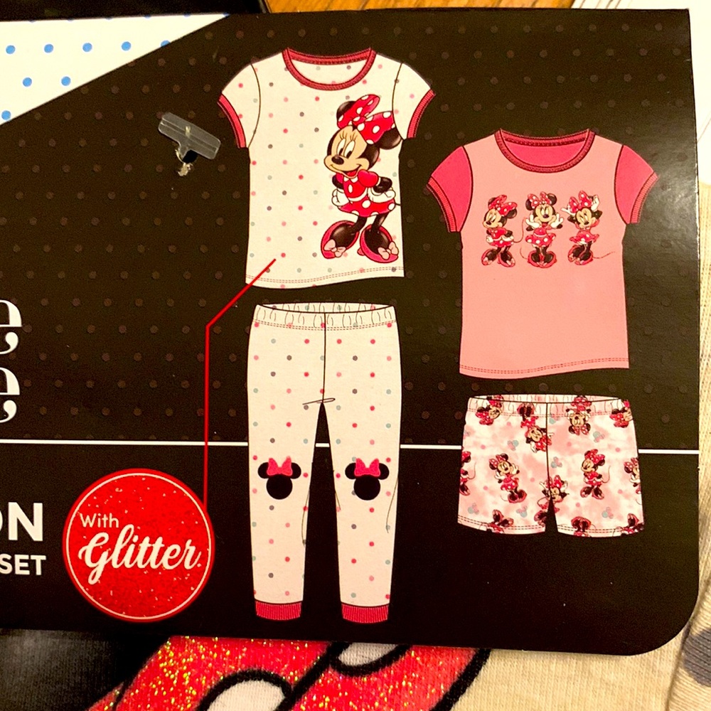 Disney Minnie Mouse 4 piece Pajamas